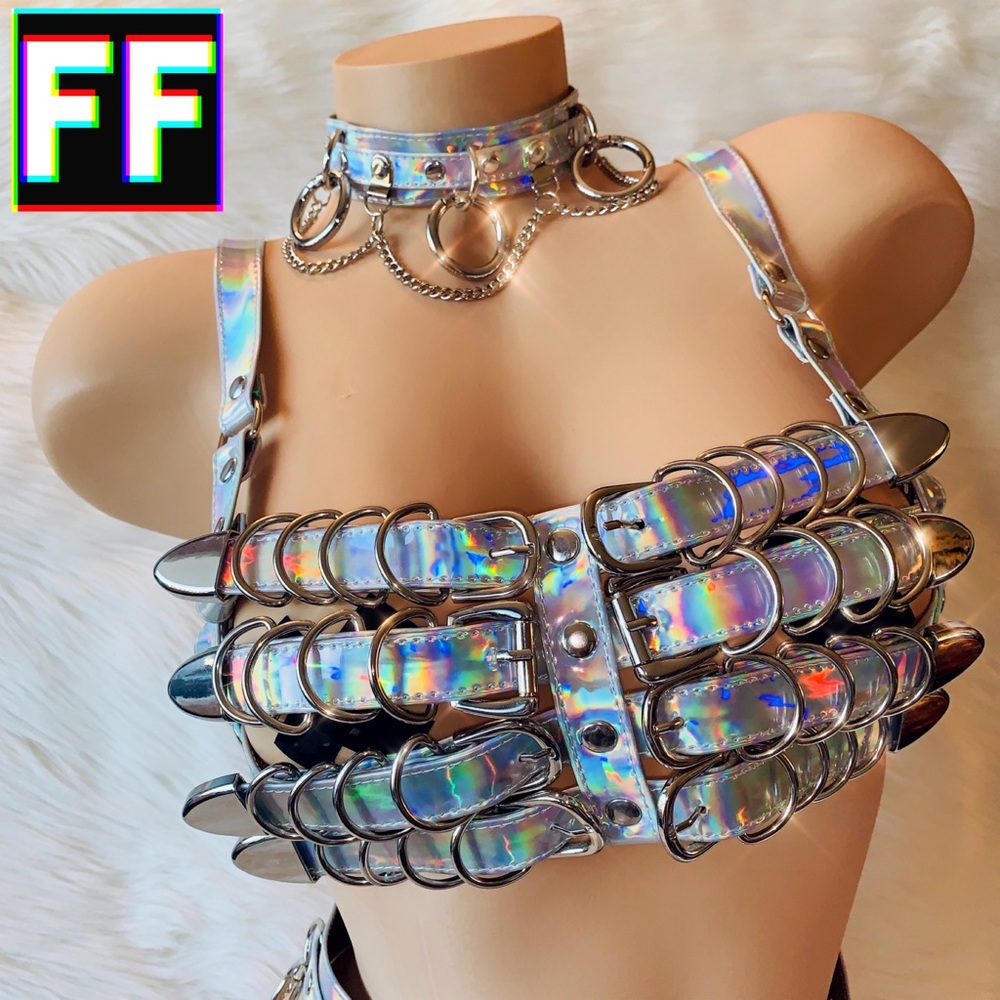 HOLO BACK GIRL SET 🤩 - Picture 4 of 8